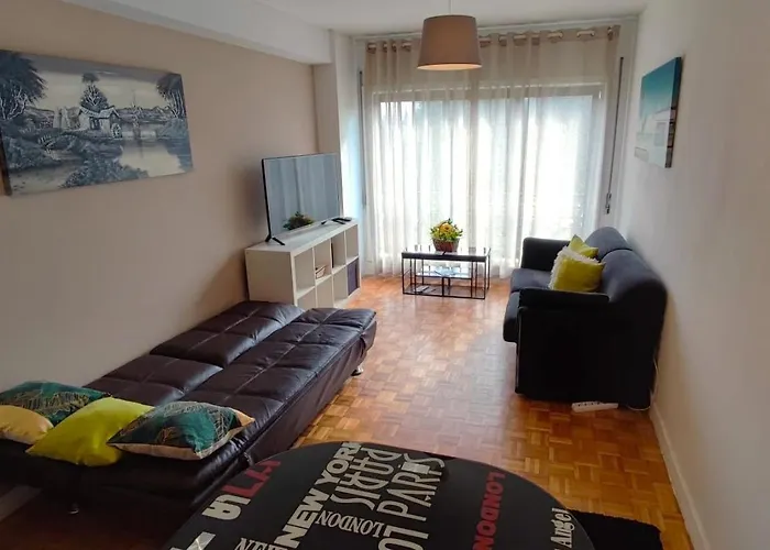 아파트 Metro Station *